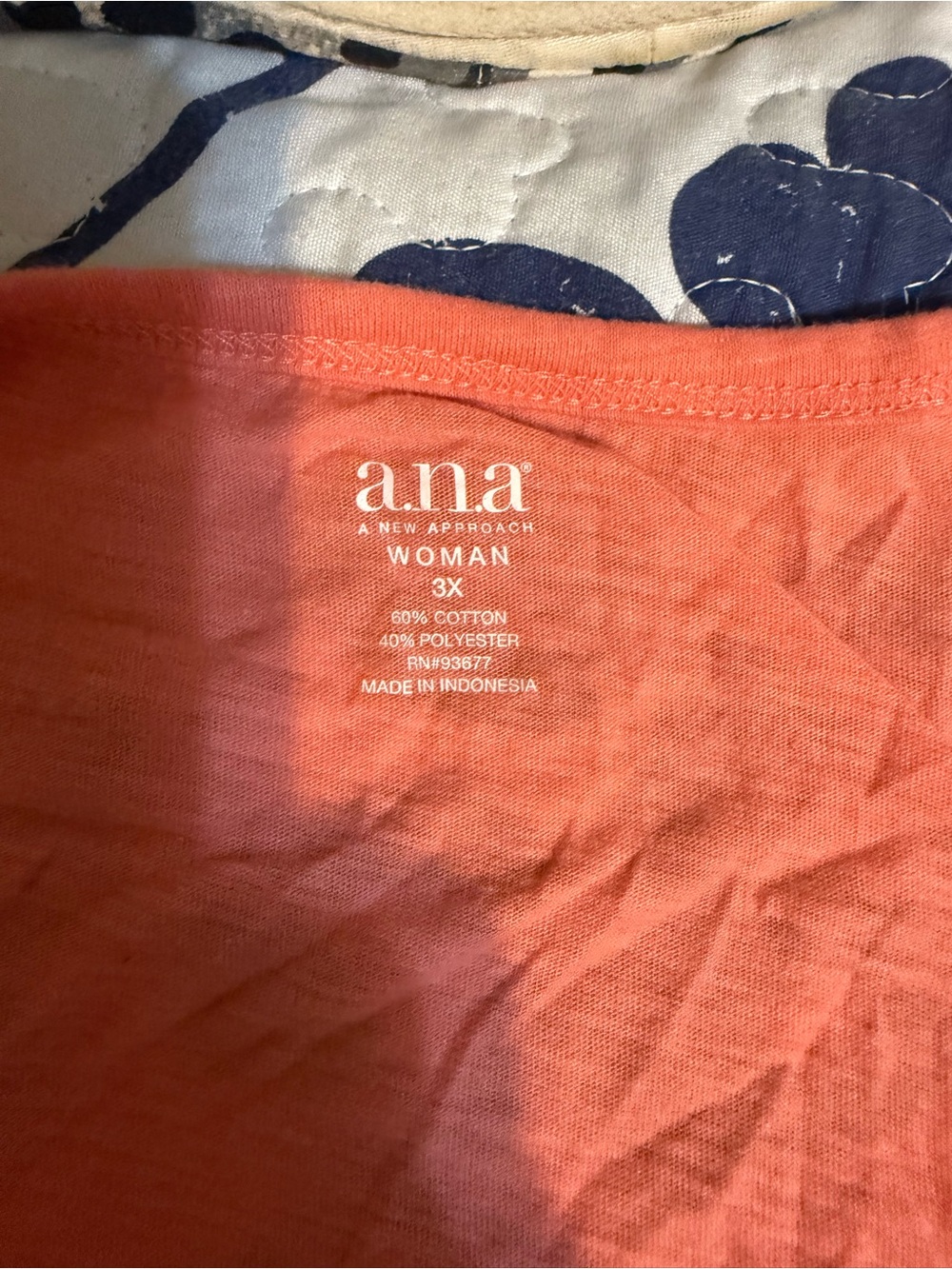 a.n.a Coral Scoop Neck Short Sleeve Tee - Picture 2 of 2